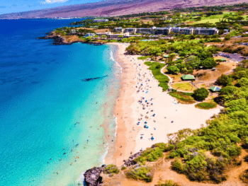 This Hawaiian City Is Only 45 Minutes From The No. 1 Beach In The United States